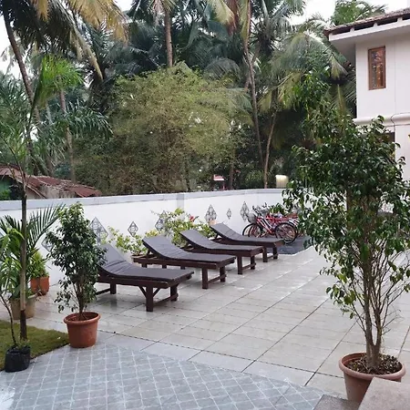 Coastal Suites Apart Hotel ---- 8 Minutes Walk To Beach Benaulim Exterior photo