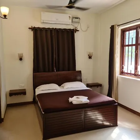 Coastal Suites Apart Hotel ---- 8 Minutes Walk To Beach Benaulim Exterior photo