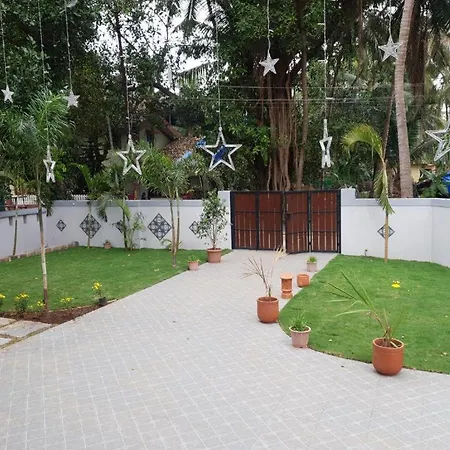 Coastal Suites Apart Hotel ---- 8 Minutes Walk To Beach Benaulim Exterior photo