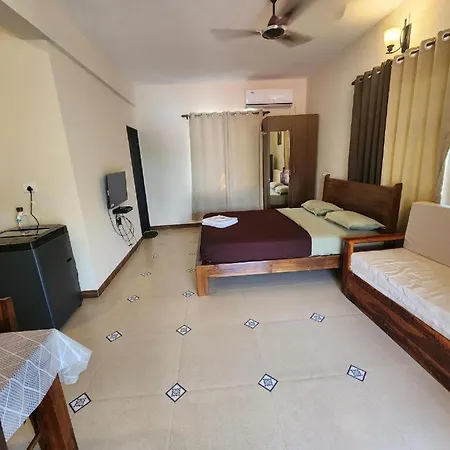 Coastal Suites Apart Hotel ---- 8 Minutes Walk To Beach Benaulim Exterior photo
