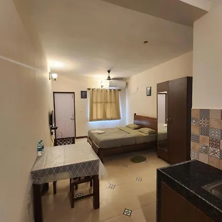Coastal Suites Apart Hotel ---- 8 Minutes Walk To Beach Benaulim Exterior photo