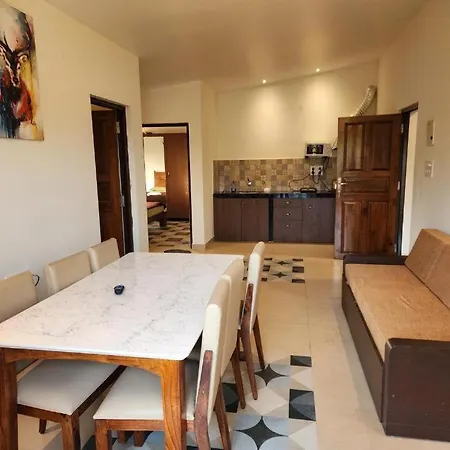 Coastal Suites Apart Hotel ---- 8 Minutes Walk To Beach Benaulim Exterior photo
