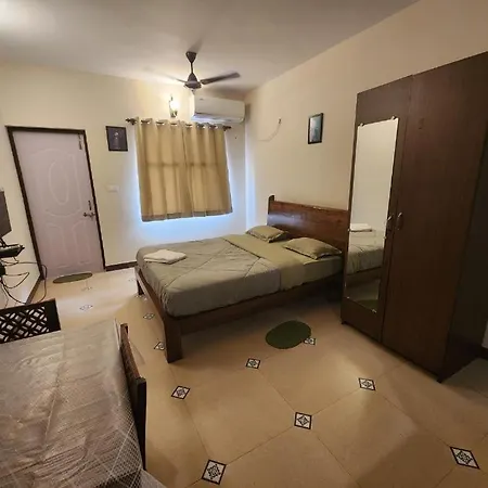 Coastal Suites Apart Hotel ---- 8 Minutes Walk To Beach Benaulim Exterior photo