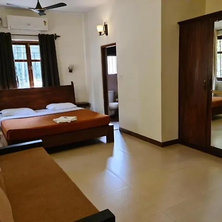 Coastal Suites Apart Hotel ---- 8 Minutes Walk To Beach Benaulim Exterior photo
