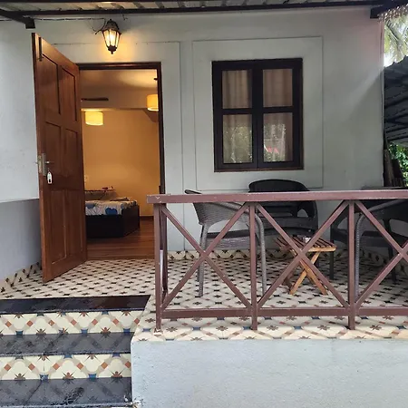 Coastal Suites Apart Hotel ---- 8 Minutes Walk To Beach Benaulim Exterior photo