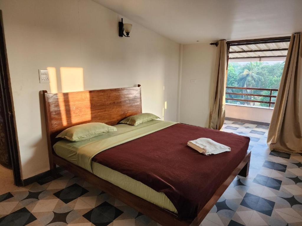 Coastal ---- 8 Minutes Walk To * Benaulim