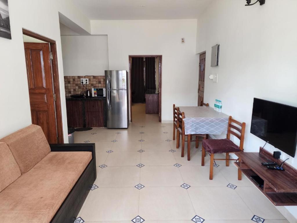 Coastal ---- 8 Minutes Walk To Apartment *