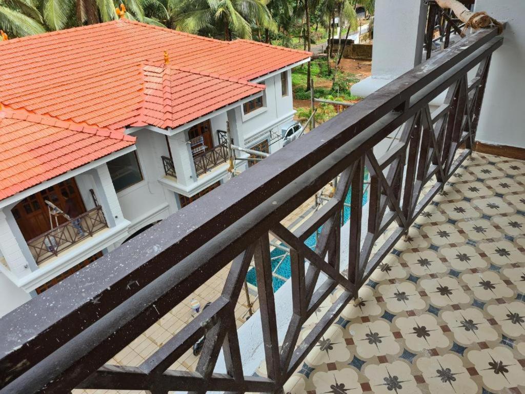 Coastal ---- 8 Minutes Walk To