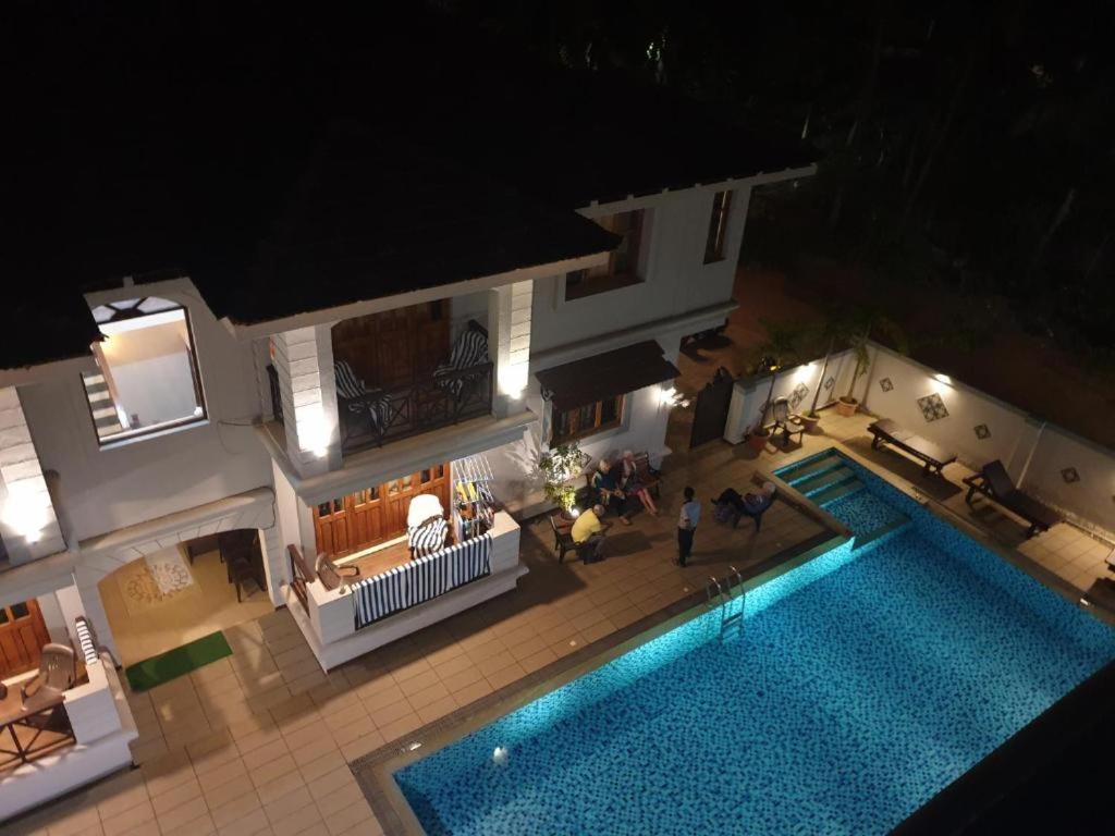 Apartment Coastal ---- 8 Minutes Walk To *