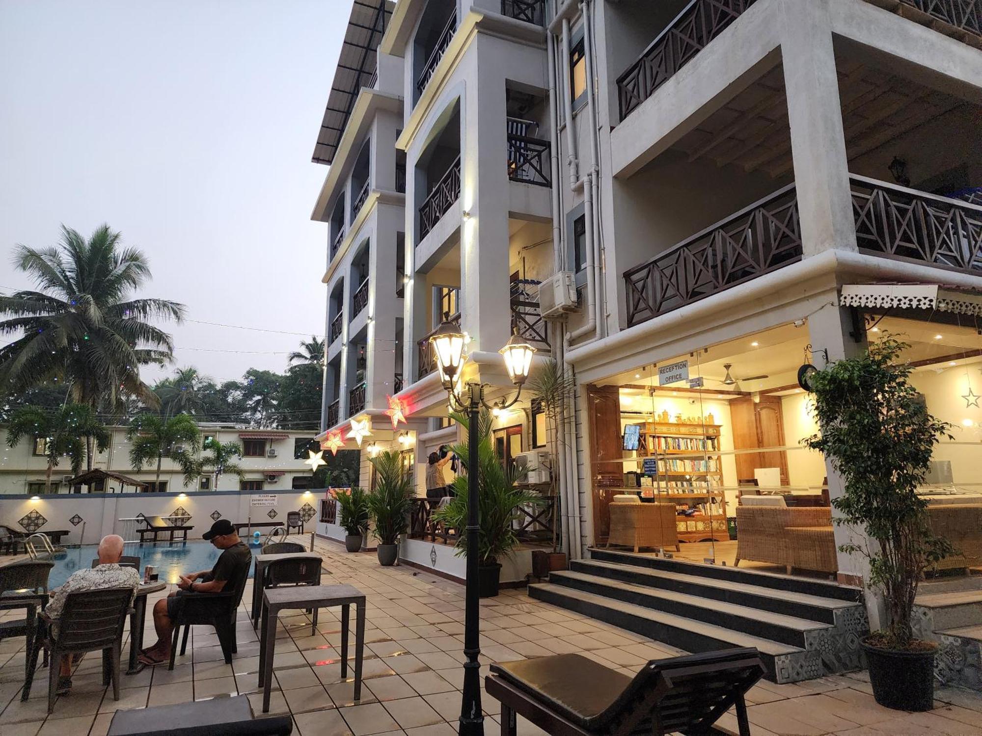 Coastal ---- 8 Minutes Walk To